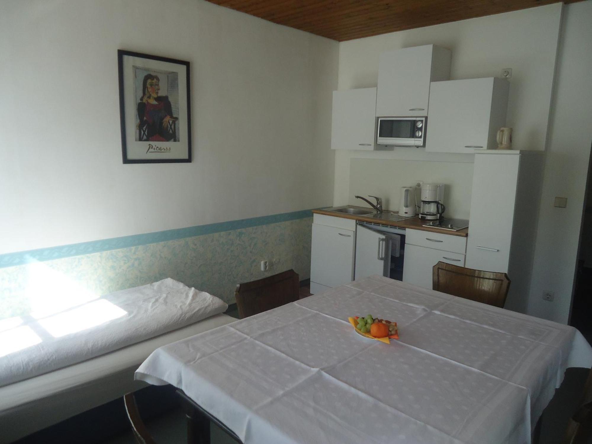 Hotel Boarding House Hohenwart Fuchstal Quarto foto